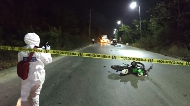 Mujer sufre accident de moto en Quintana Roo. Despierta desnuda y sin vehículo