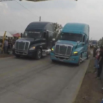 Arrancones de tráileres en Hidalgo termina en desgracia: hay 3 muertos